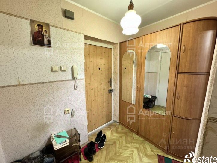 1-комн квартира улица Менжинского, 4,  д. 4