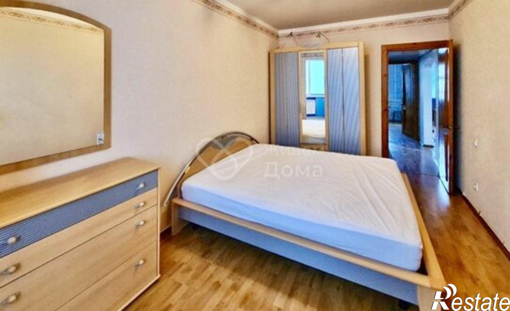 Купить квартиру за 7 000 000 рублей на ул Нарвская, 8