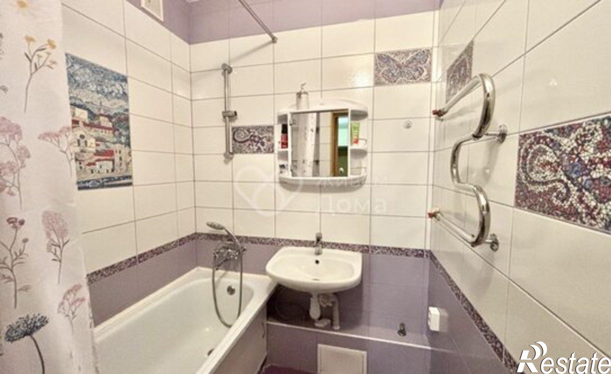 Купить квартиру за 7 700 000 рублей на улица Космонавтов, 47/1