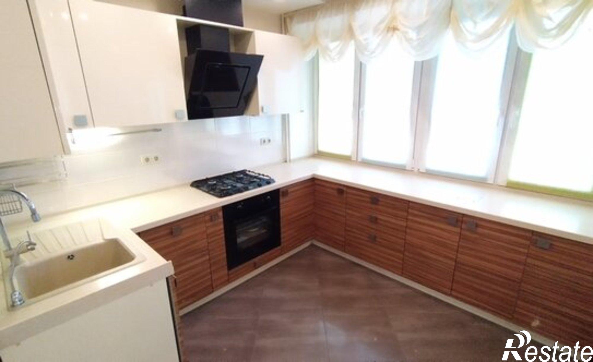 Купить квартиру за 8 500 000 рублей на улица Николая Отрады, 26