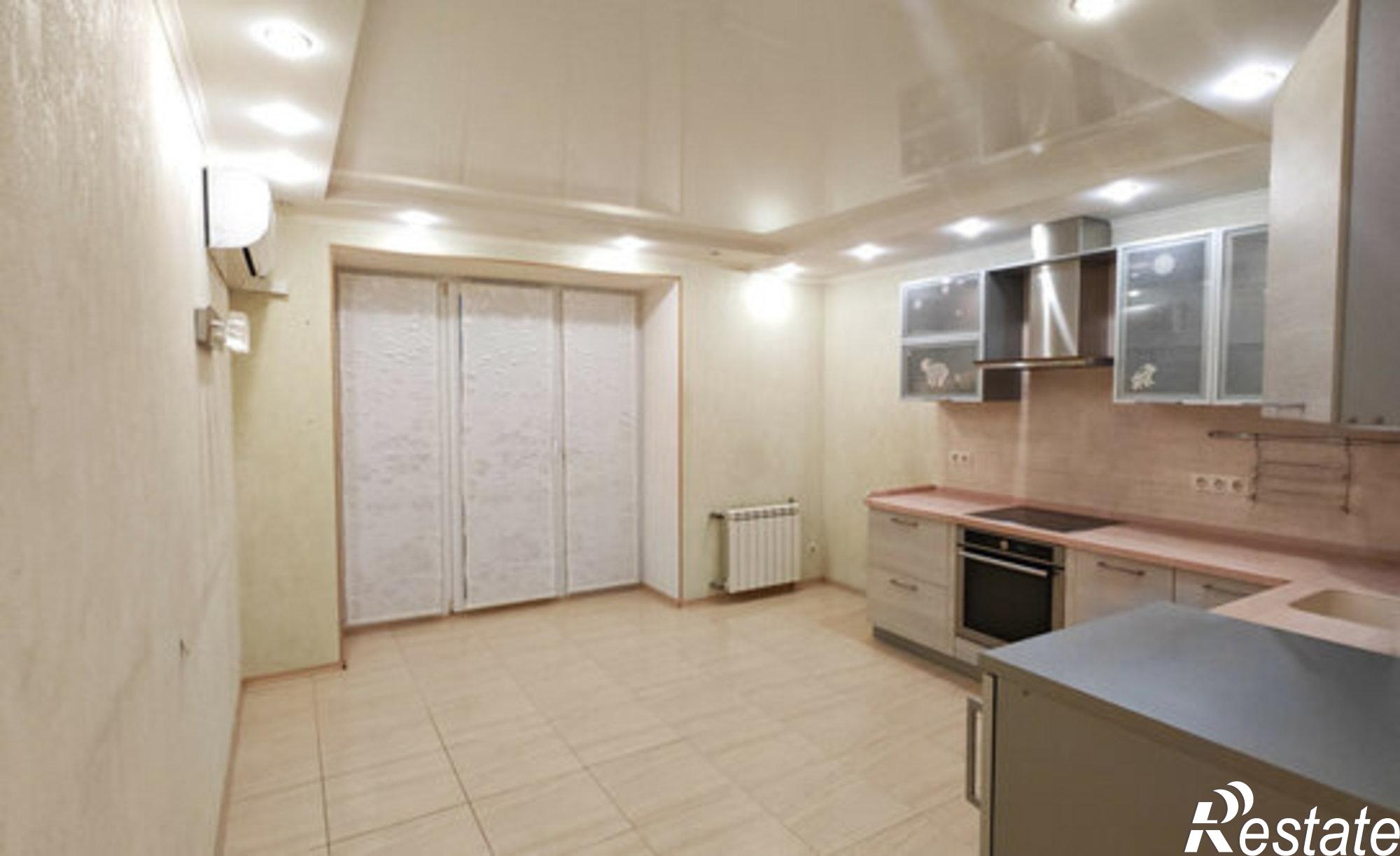 Купить квартиру за 9 000 000 рублей на ул Кузнецкая, 36