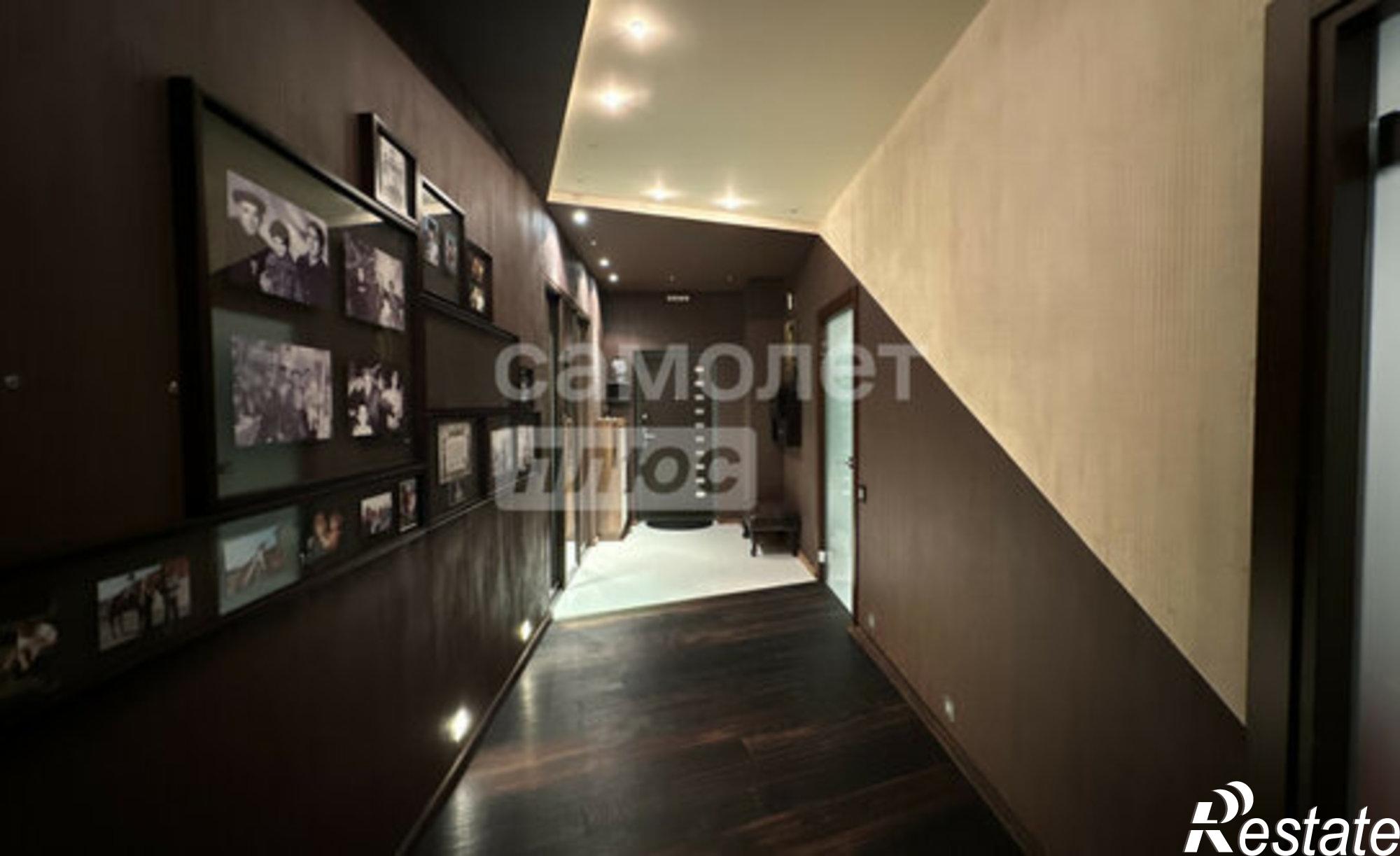 Купить квартиру за 26 000 000 рублей на Батальонная улица, 6