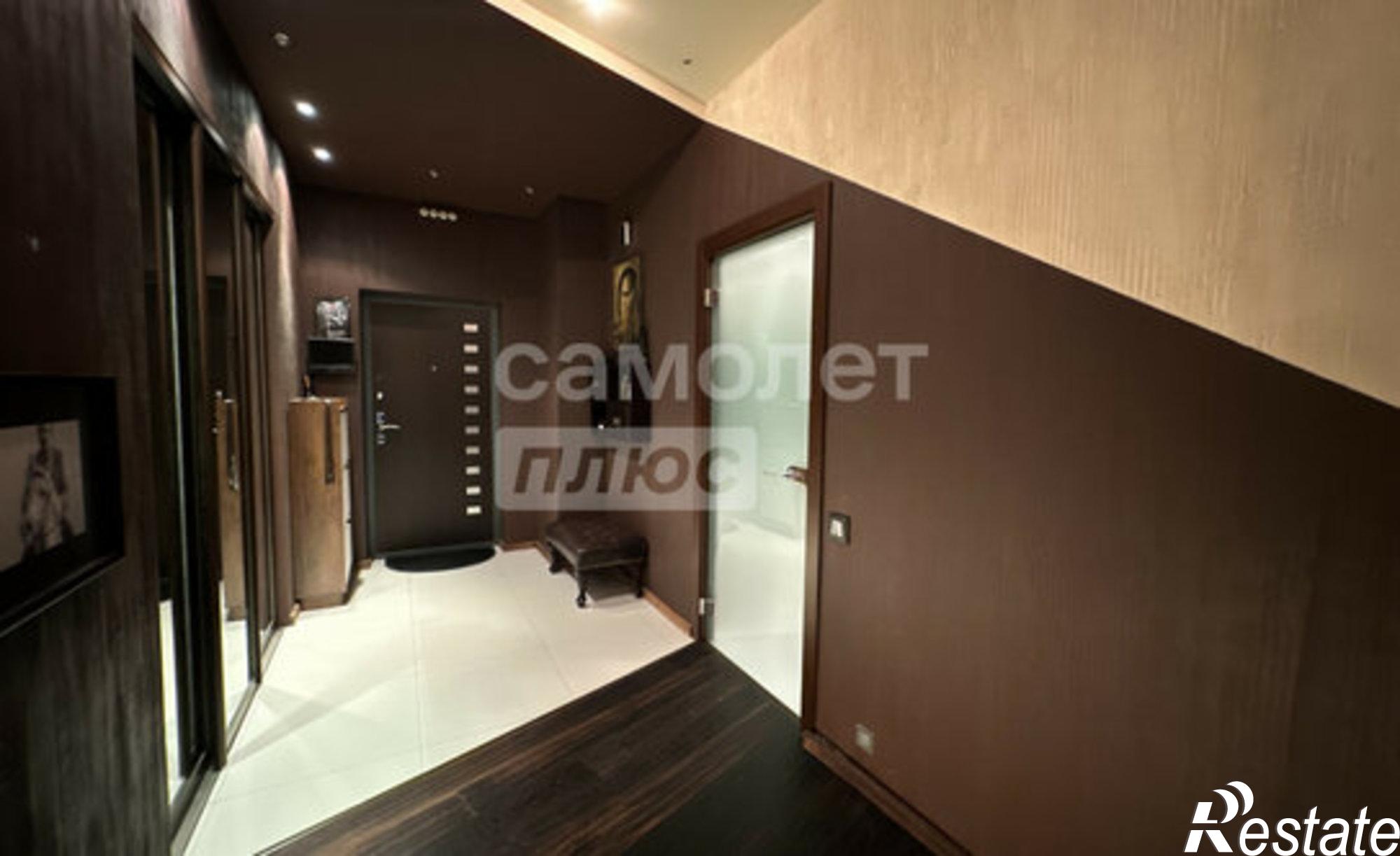 Купить квартиру за 26 000 000 рублей на Батальонная улица, 6