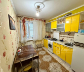 2-комн, 50кв м, этаж 8/9 пр-кт. Металлургов,  д.76