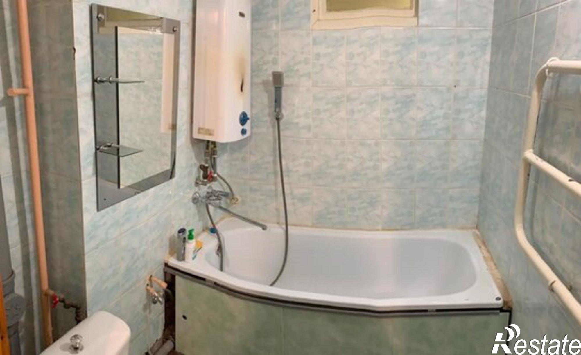 Купить квартиру за 4 200 000 рублей на улица 7-й Гвардейской Дивизии, 14