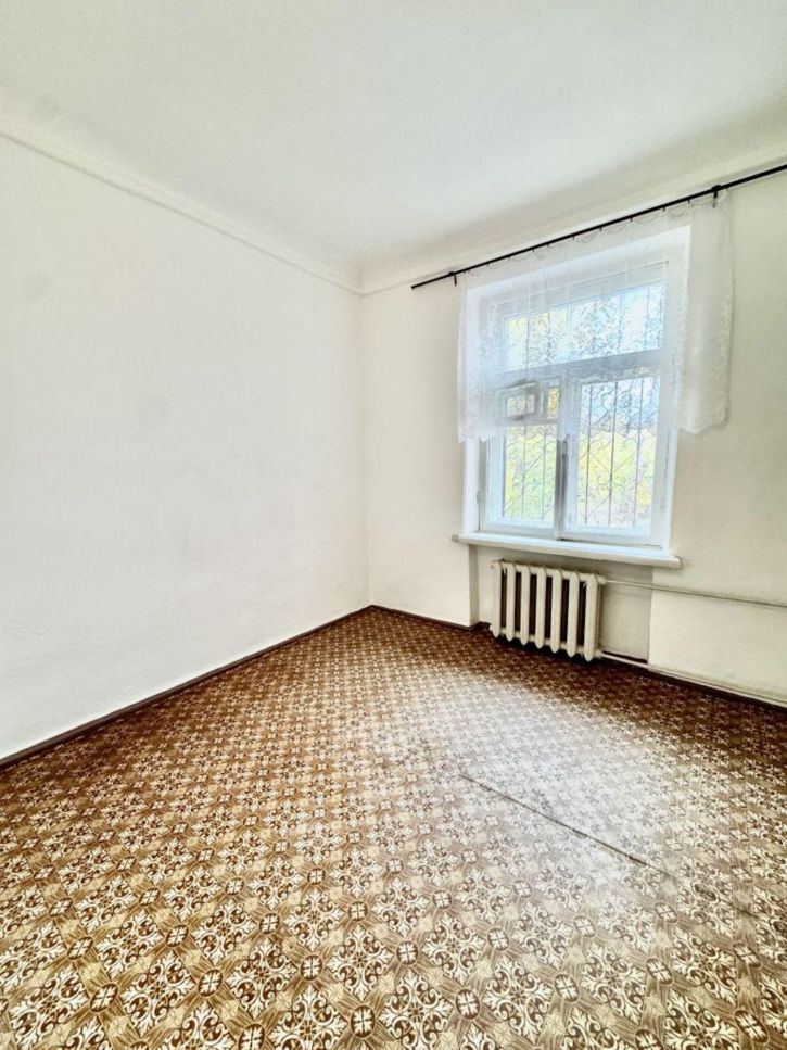 3-комн квартира Армавирская, 9