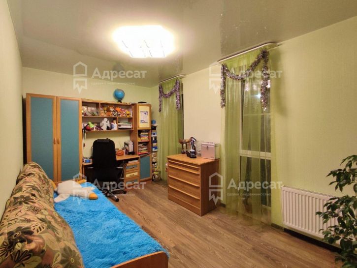 3-комн квартира ул. Санаторная,  д.12