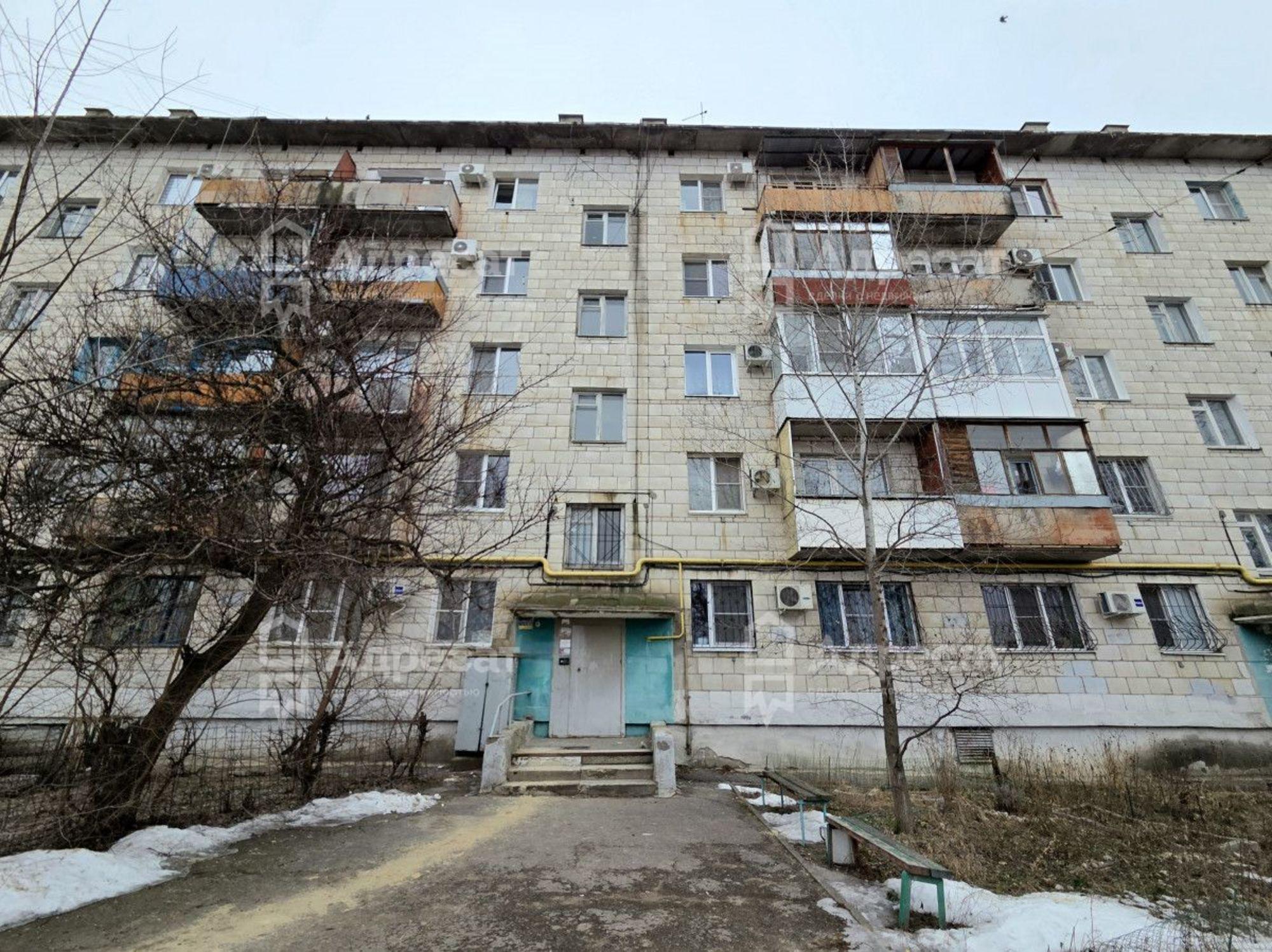 Купить квартиру за 3 050 000 рублей на ул. Тимофеева,  д.10