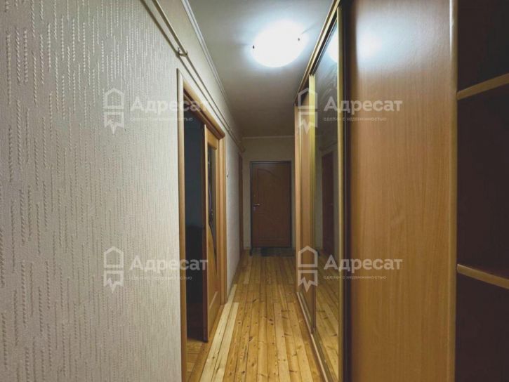 2-комн квартира ул. Космонавтов,  д.27