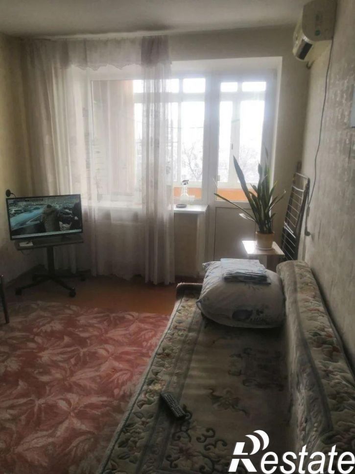 2-комн квартира Университетский простект, 21
