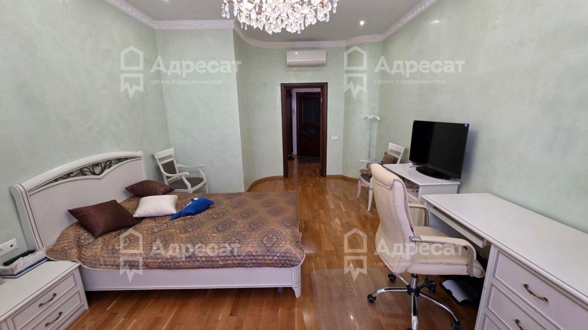 Купить квартиру за 45 500 000 рублей на ул. Калинина,  д.2а