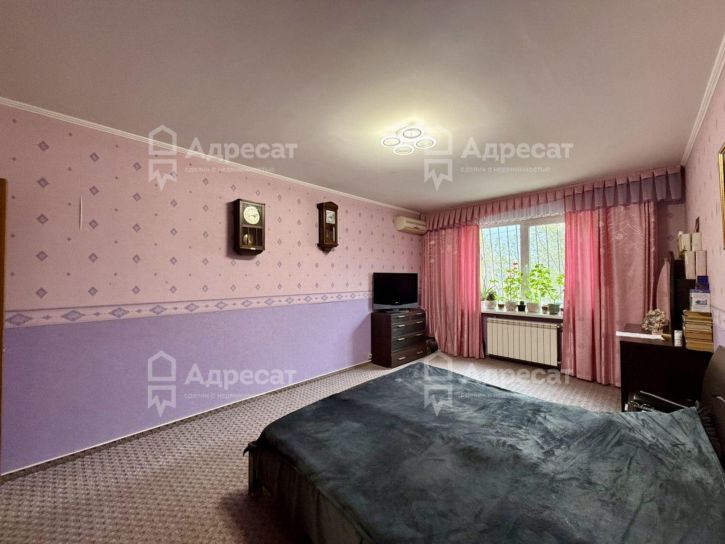3-комн квартира ул. Хользунова,  д.18/3