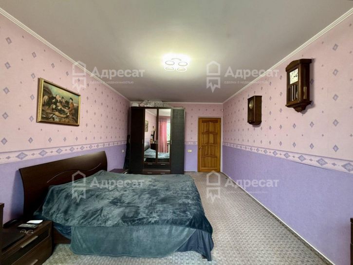 3-комн квартира ул. Хользунова,  д.18/3