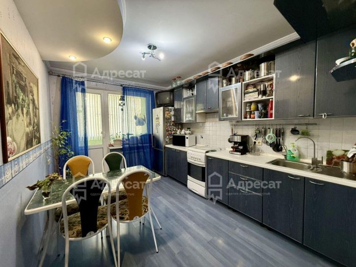 3-комн квартира ул. Хользунова,  д.18/3
