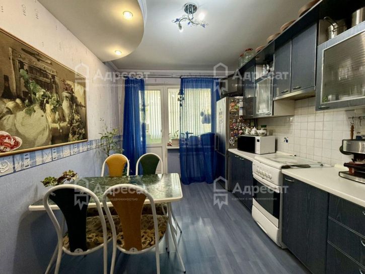 3-комн квартира ул. Хользунова,  д.18/3