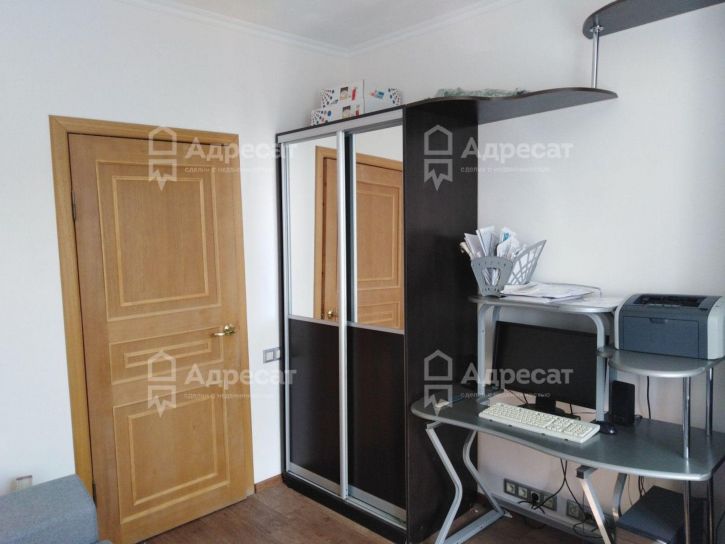 4-комн квартира ул. Двинская,  д.43