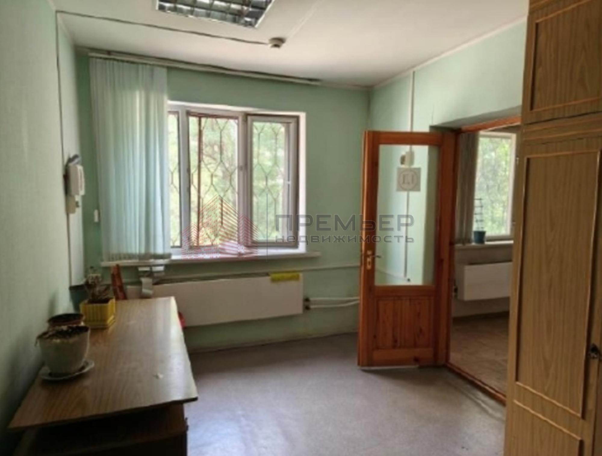 Купить офис, помещение под офис за 8 000 000 рублей на им Сухова улица,19а