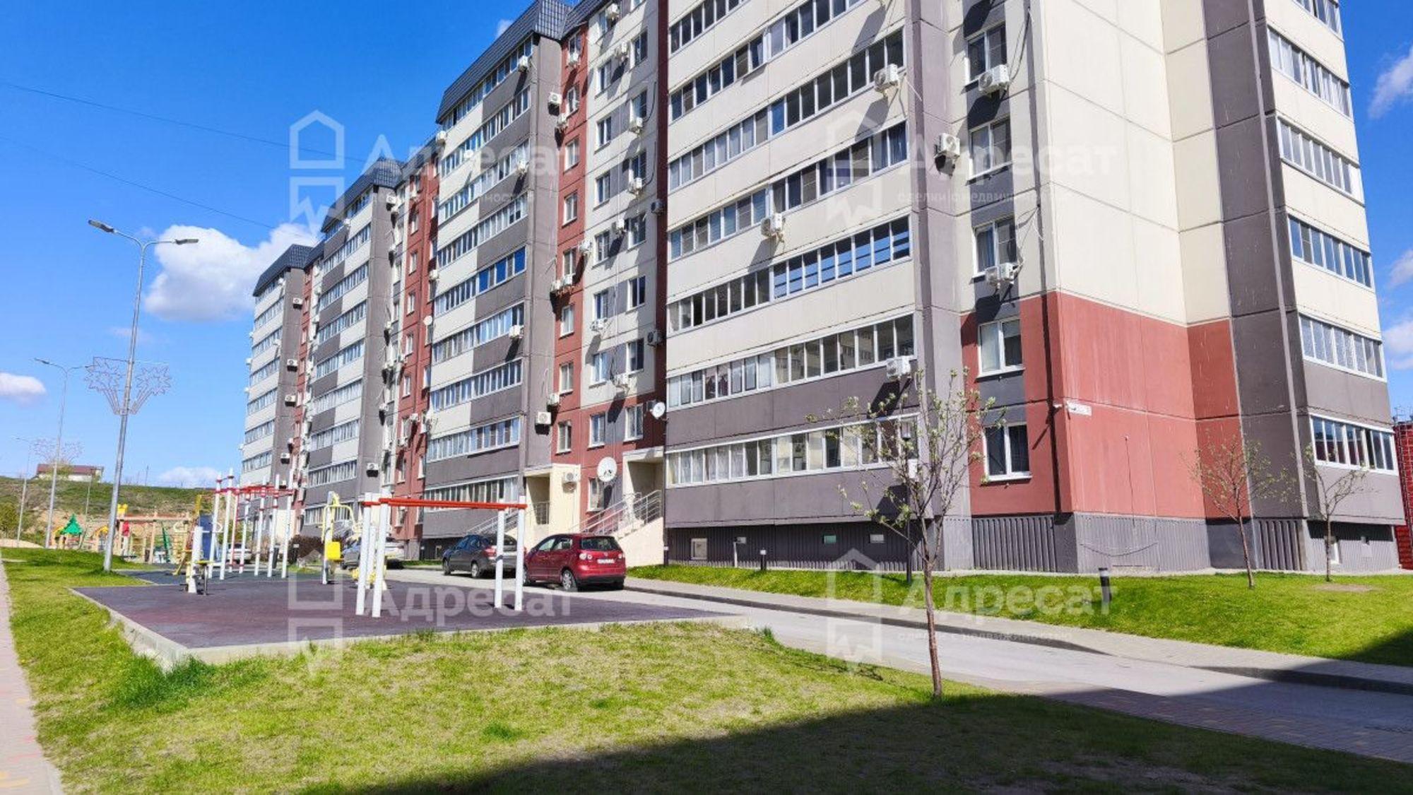 Купить квартиру за 4 850 000 рублей на ул. Комарова,  д.76
