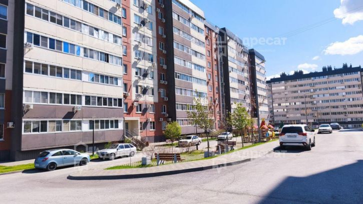 1-комн квартира ул. Комарова,  д.76