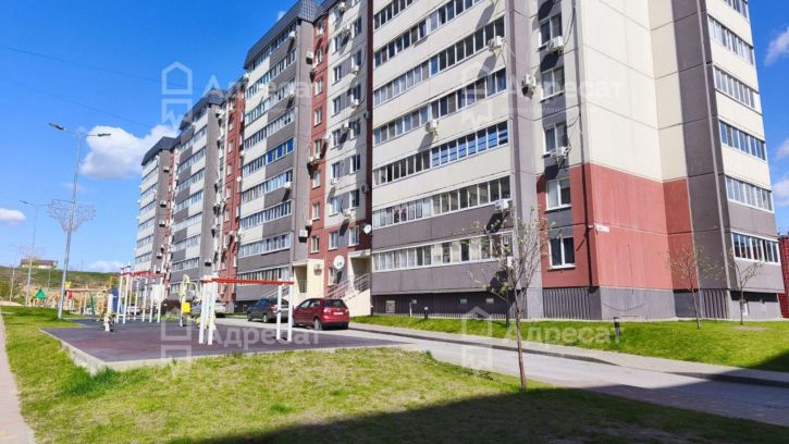 1-комн квартира ул. Комарова,  д.76
