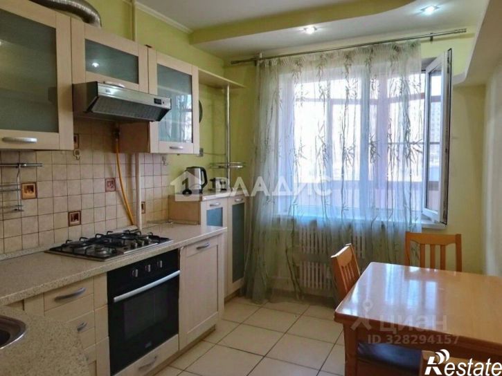 3-комн квартира ул им. Рихарда Зорге, 49,  д. 49