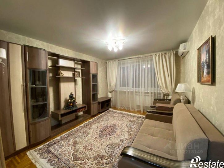 2-комн квартира ул 7-й Гвардейской, 7,  д. 7