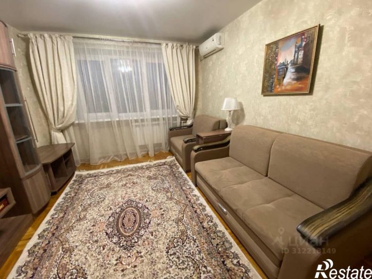 2-комн квартира ул 7-й Гвардейской, 7,  д. 7
