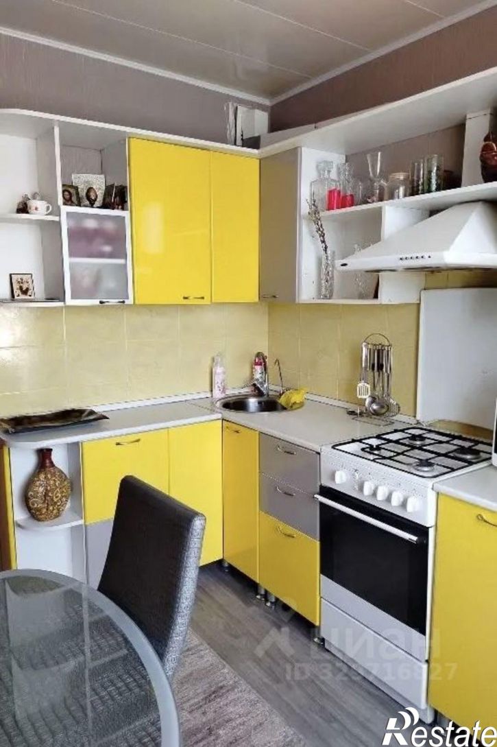 2-комн квартира б-р 30-летия Победы, 37,  д. 37