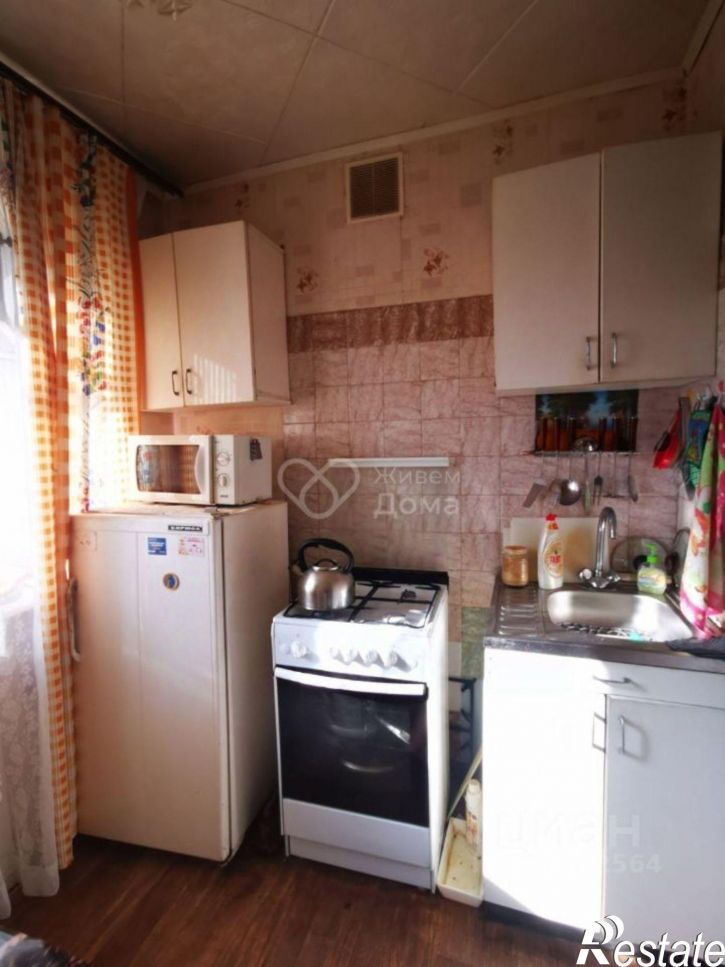 2-комн квартира Запорожская улица, 3,  д. 3