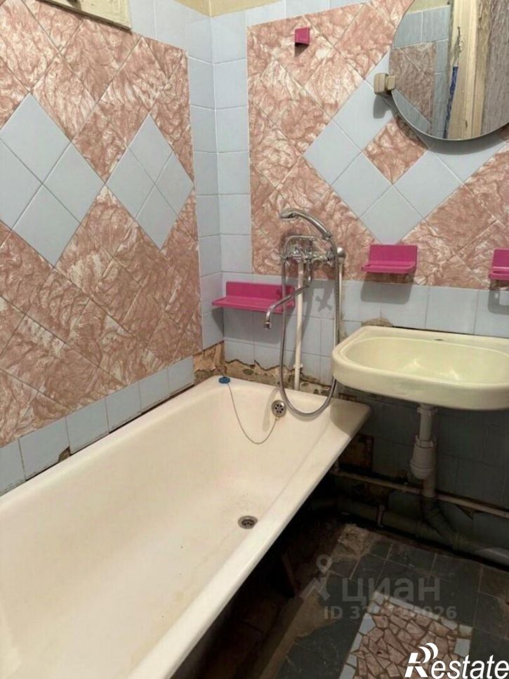 3-комн квартира ул Гродненская, 10,  д. 10