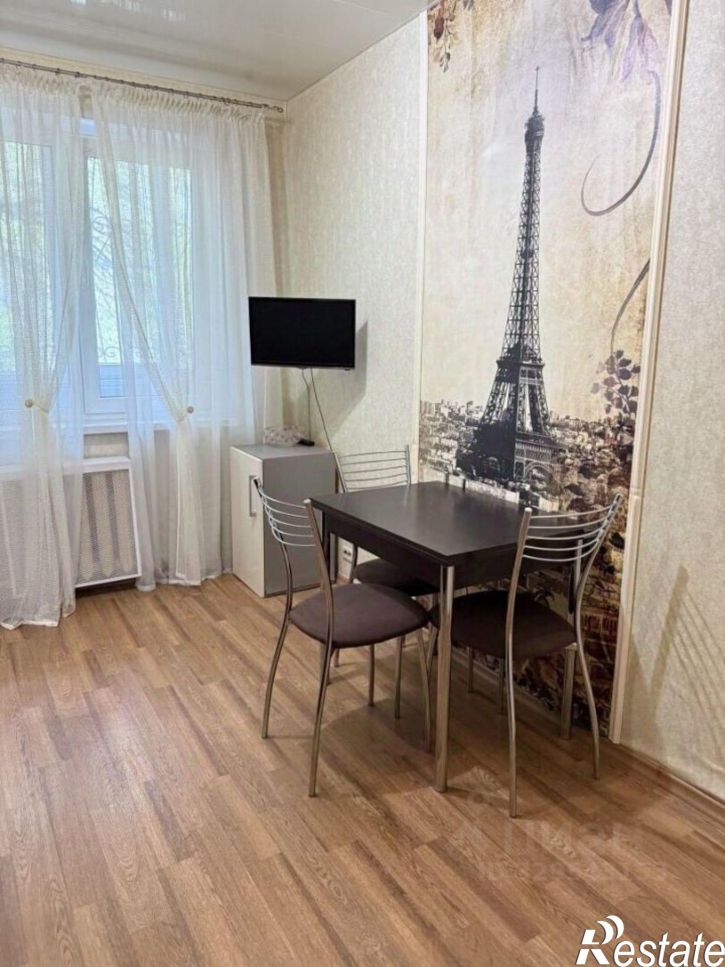 1-комн квартира б-р 30-летия Победы, 56,  д. 56