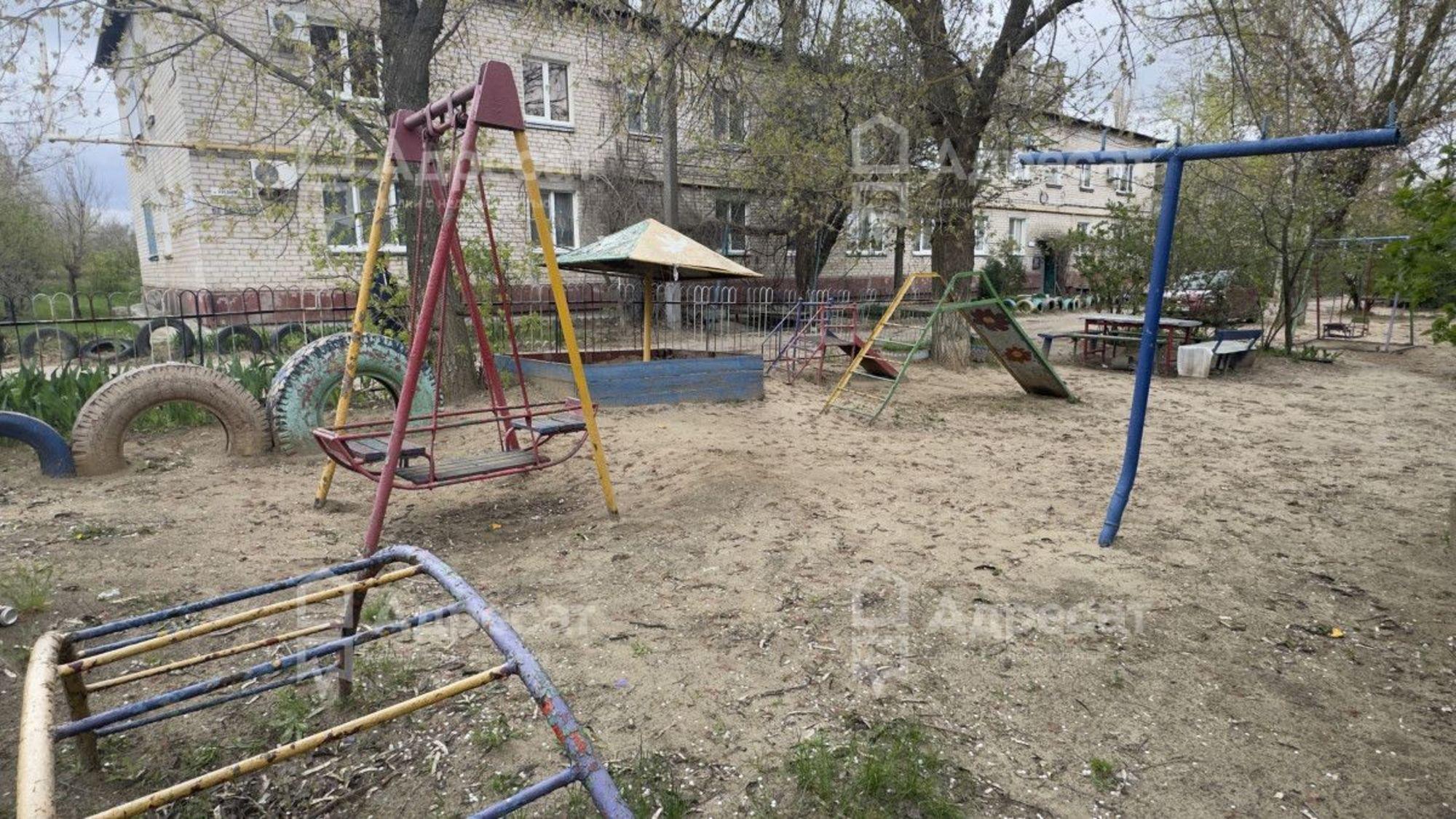Купить комнату за 280 000 рублей на ул. им. Луконина,  д.5