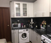2-комн, 46кв м, этаж 4/10 ул. им. старшего Лейтенанта Токарева,  д.5