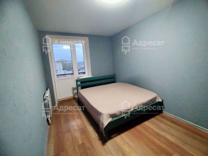 2-комн квартира ул. 64-й Армии,  д.65