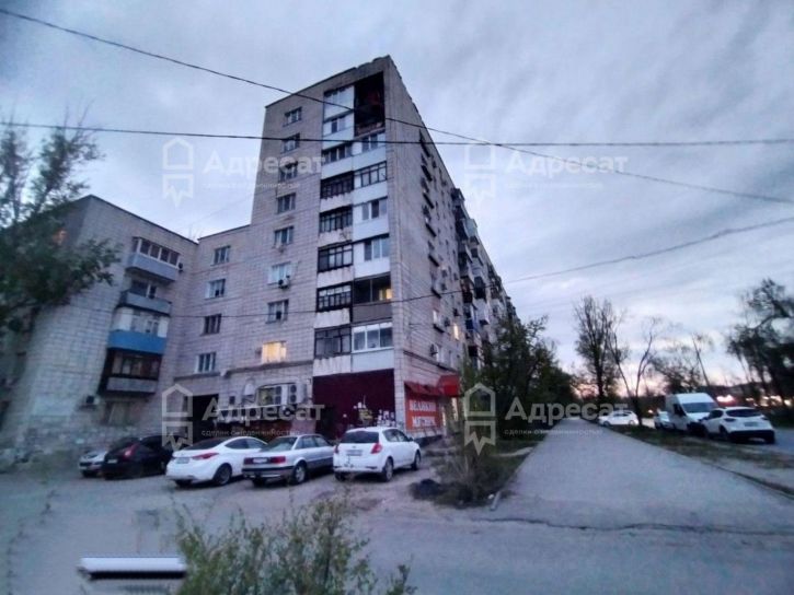 2-комн квартира ул. 64-й Армии,  д.65