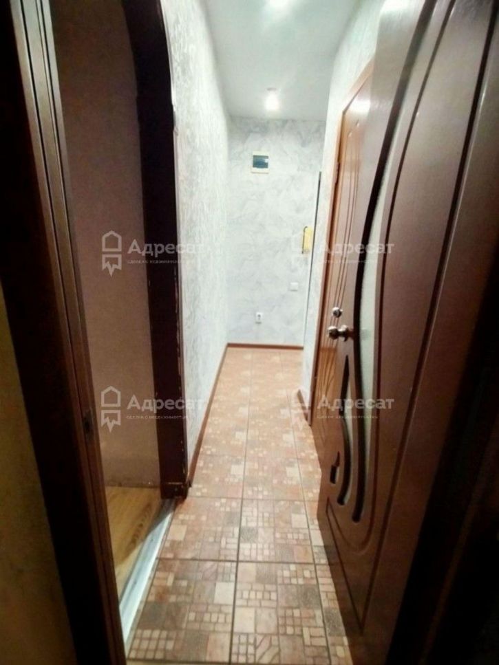 2-комн квартира ул. 64-й Армии,  д.65