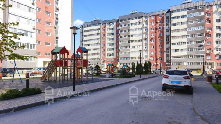 1-комн квартира ул. Комарова,  д.68