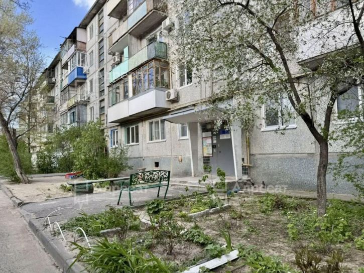 2-комн квартира ул. Автомобилистов,  д.6