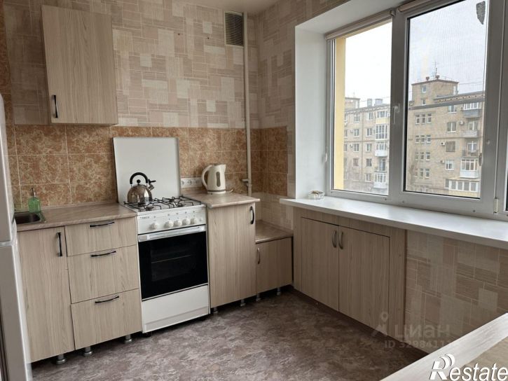 1-комн квартира ул 13-й Гвардейской, 15а,  д. 15а
