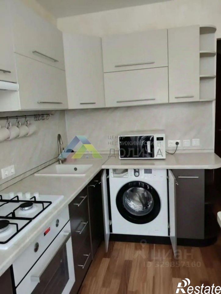2-комн квартира улица гвардии сержанта Шумского, 8А,  д. 8А