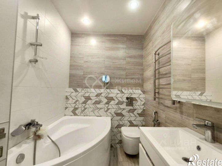 2-комн квартира улица Михаила Балонина, 2Г,  д. 2Г
