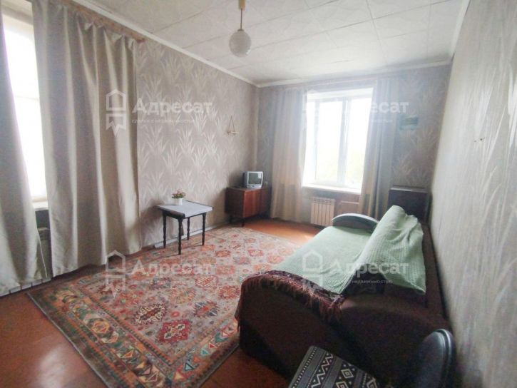 4-комн квартира ул. 40 лет ВЛКСМ,  д.8