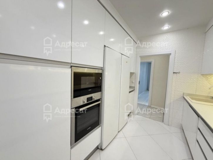 5-комн квартира ул. Донецкая,  д.16а