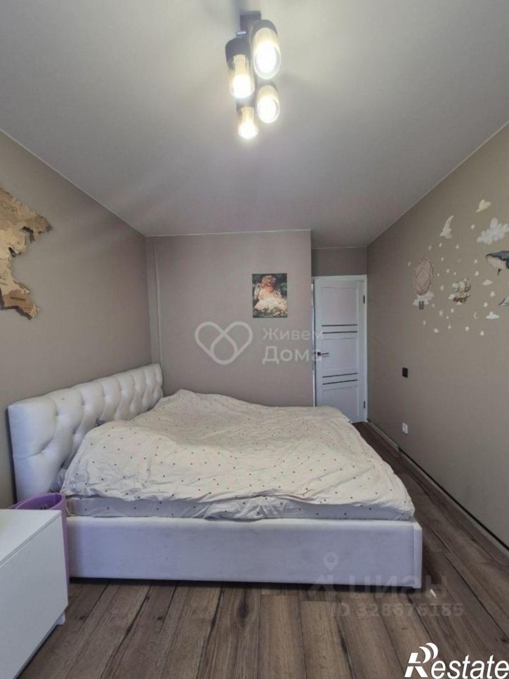 3-комн квартира улица Глазкова, 14Б,  д. 14Б