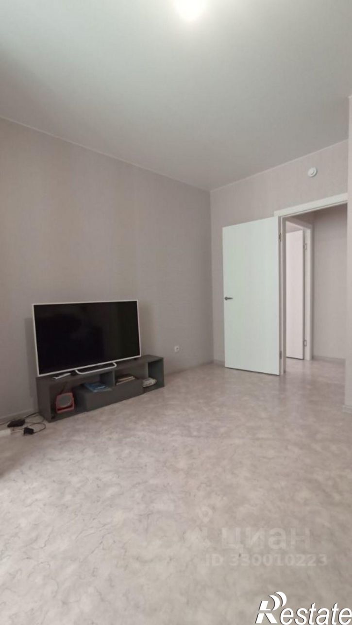 2-комн квартира улица Ломоносова, 83,  д. 83