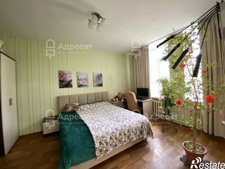 3-комн квартира ул им. Сологубова, 15,  д. 15