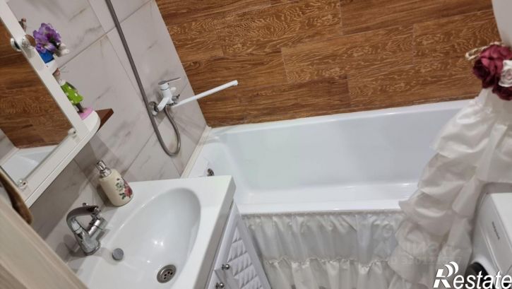 2-комн квартира улица Маршала Рыбалко, 12А,  д. 12А