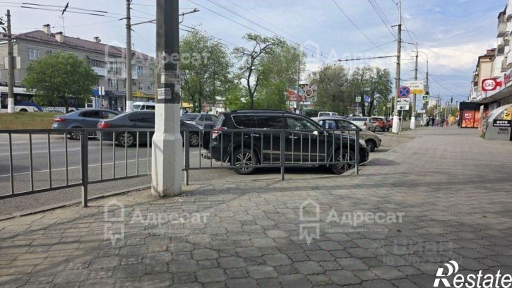 3-комн квартира г. Волгоград
