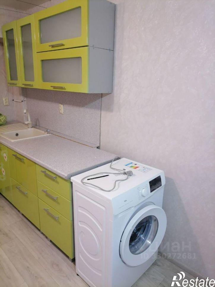 Комната ул им. Быстрова, 84б,  д. 84б