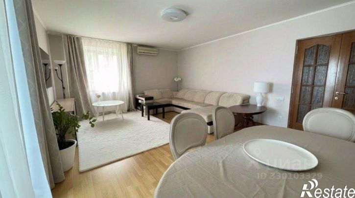 3-комн квартира Пражская улица, 1,  д. 1